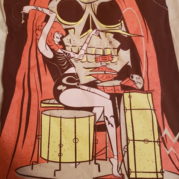 Trio of tees! - Picture 3 of 4